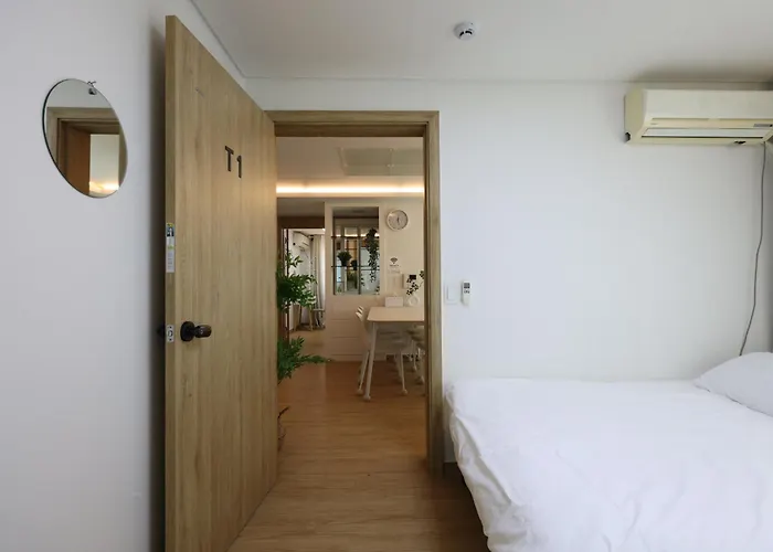 Hongdae T House * Seoul