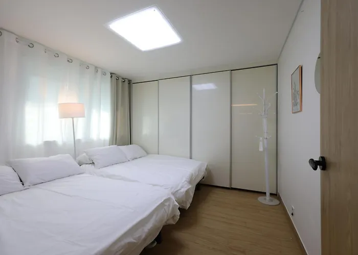 Hongdae T House Villa *