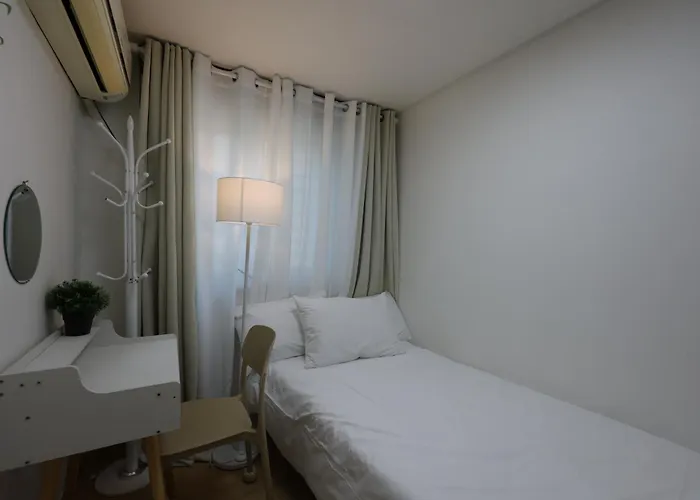 Villa Hongdae T House *